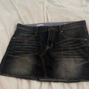 Gap 1969 denim mini skirt size 2